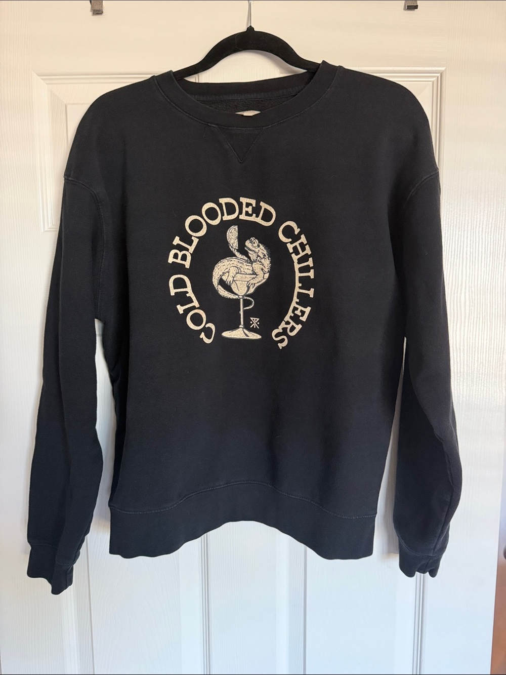 Women’s Roark Cold Blooded Chillers Graphic Crewneck Sweatshirt Black